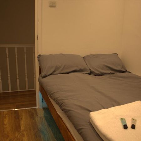 Central Serviced Apartments - Two Bedroom Apartment Cardiff Luaran gambar