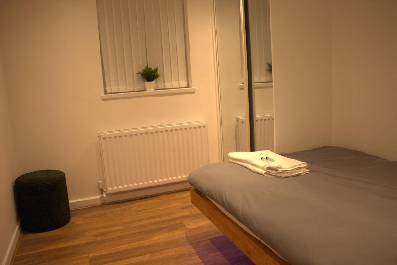 Central Serviced Apartments - Two Bedroom Apartment Cardiff Luaran gambar